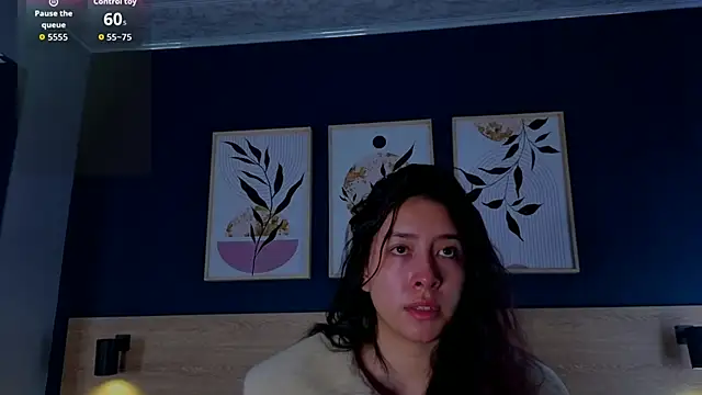 SarahMiler  online show from October 25, 2025, 11:42 am