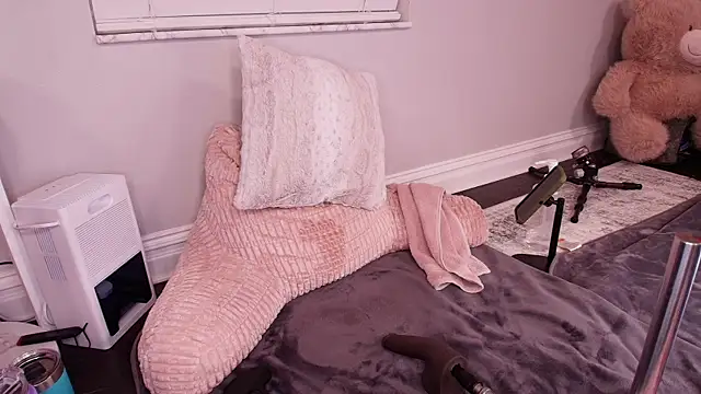 Lexibby69 online show from May 9, 2026, 10:07 am
