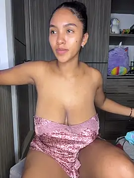 Mia sweet80 online show from December 2, 2025, 4:36 am