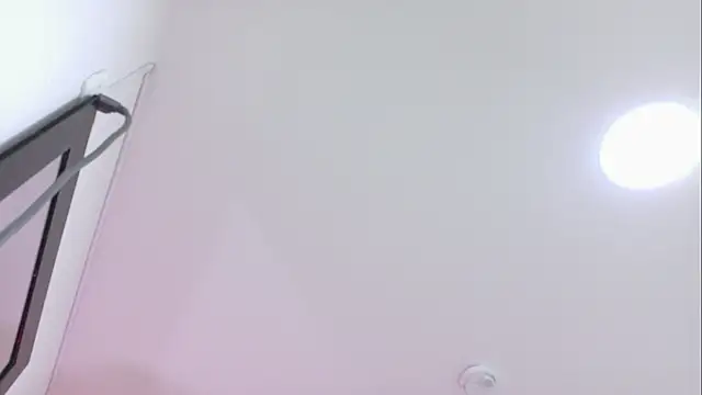 Maddy Mills online show from June 19, 2026, 3:40 pm