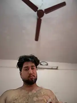 Snapshot of aka_big chatting on February 8, 2026, 5:49 am aka big online show from February 8, 2026, 5:49 am