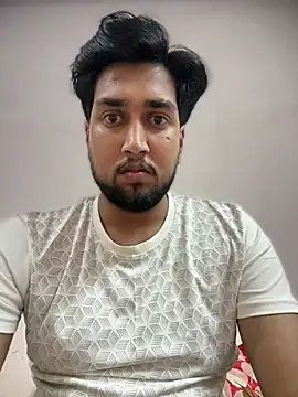 Snapshot of aka_big chatting on February 12, 2026, 7:35 pm aka big online show from February 12, 2026, 7:35 pm