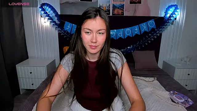 Tina Porter online show from October 1, 2025, 2:06 am