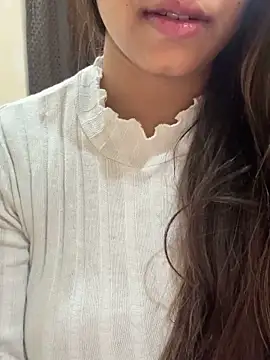 Cute-Sakhi online show from December 16, 2025, 1:04 pm