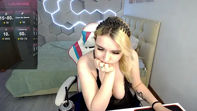 aliicemeow online show from June 10, 2026, 5:30 am