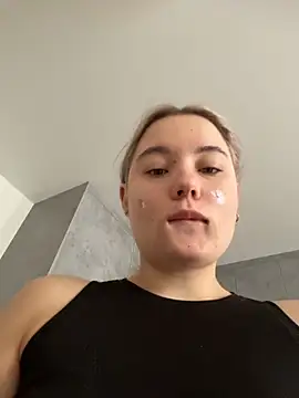 StephanieMur online show from February 2, 2026, 4:00 am