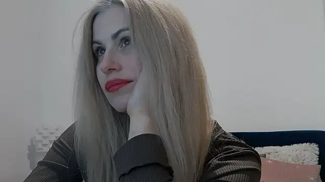 Snapshot of Lika_Soul chatting on February 9, 2026, 5:22 pm Lika Soul online show from February 9, 2026, 5:22 pm