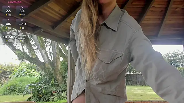 Angiehuston1 online show from April 25, 2026, 2:14 pm