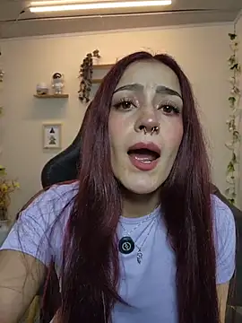 ViolethRosse online show from November 18, 2025, 9:29 pm