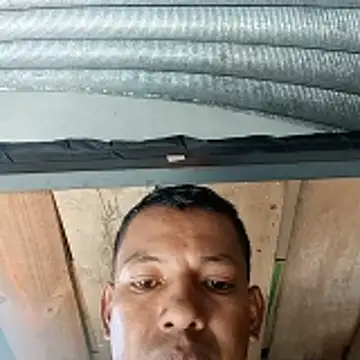 arnal32 online show from February 9, 2026, 9:13 pm