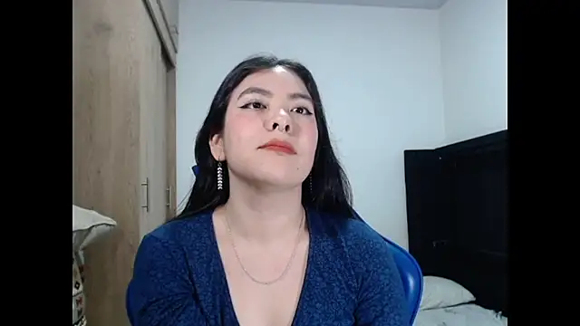 Snapshot of EloiseJun chatting on July 22, 2026, 6:59 am EloiseJun online show from July 22, 2026, 6:59 am