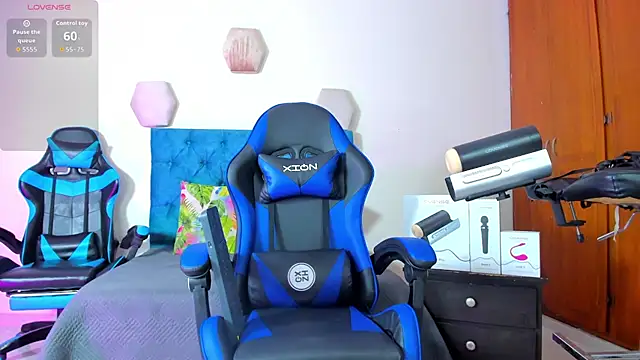  taylor black online show from September 24, 2025, 9:10 pm