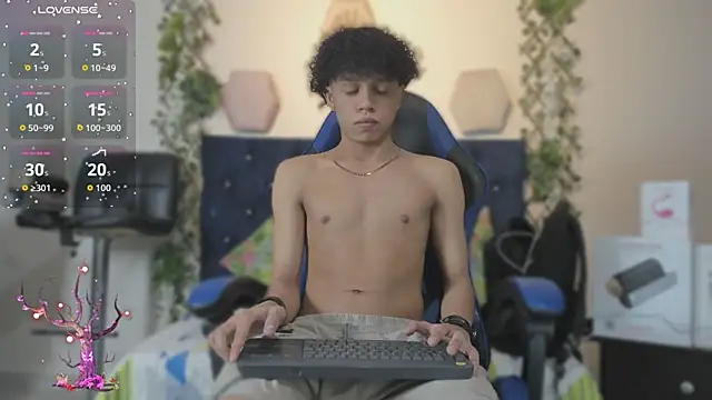  taylor black online show from November 20, 2025, 9:04 pm