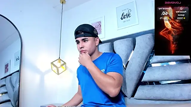 Snapshot of lianfox_ chatting on March 18, 2026, 12:30 pm lianfox online show from March 18, 2026, 12:30 pm