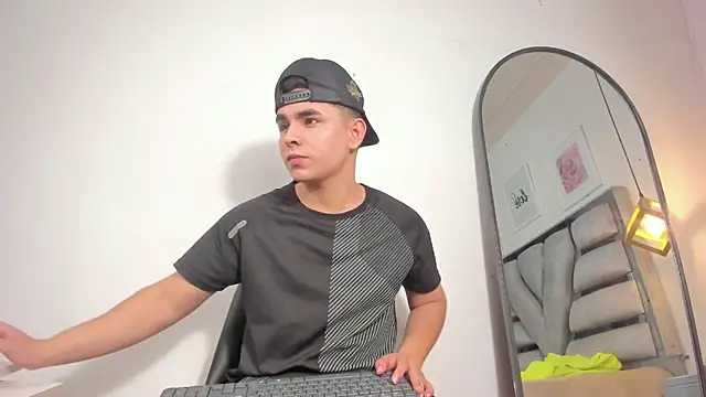 Snapshot of lianfox_ chatting on February 26, 2026, 2:44 am lianfox online show from February 26, 2026, 2:44 am