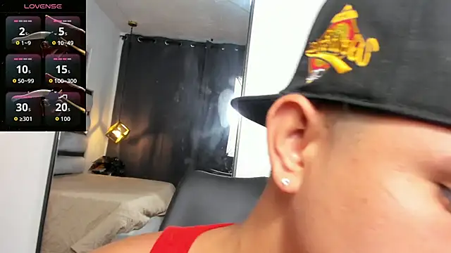 lianfox  online show from July 24, 2026, 12:23 pm
