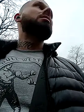 Snapshot of Barber33zk chatting on November 11, 2025, 5:57 am Barber33zk online show from November 11, 2025, 5:57 am