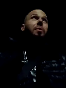 Snapshot of Barber33zk chatting on October 29, 2025, 3:38 am Barber33zk online show from October 29, 2025, 3:38 am