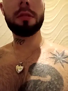 Snapshot of Barber33zk chatting on November 1, 2025, 10:31 am Barber33zk online show from November 1, 2025, 10:31 am