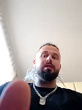 Snapshot of Barber33zk chatting on March 19, 2026, 6:24 am Barber33zk online show from March 19, 2026, 6:24 am