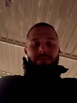 Snapshot of Barber33zk chatting on September 29, 2025, 7:30 pm Barber33zk online show from September 29, 2025, 7:30 pm