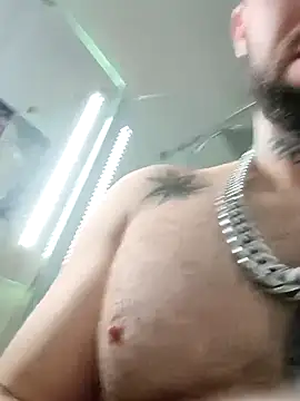 Snapshot of Barber33zk chatting on November 8, 2025, 6:39 am Barber33zk online show from November 8, 2025, 6:39 am