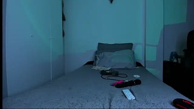 kattusauruss online show from March 6, 2026, 1:22 am