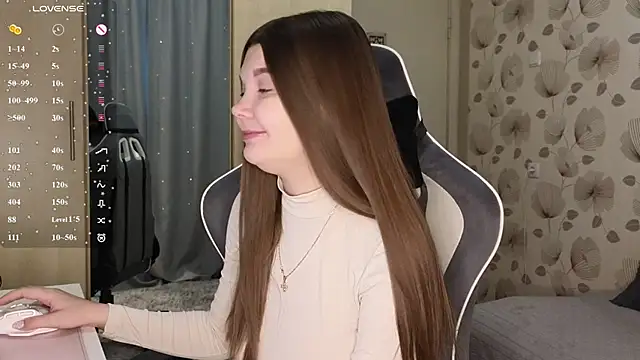  cute ice online show from May 7, 2026, 7:56 am