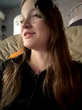 MichelleRoux online show from September 21, 2025, 10:42 am