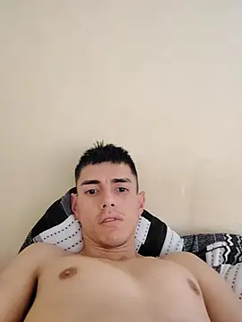 La Cosita 69 online show from November 10, 2025, 8:03 pm