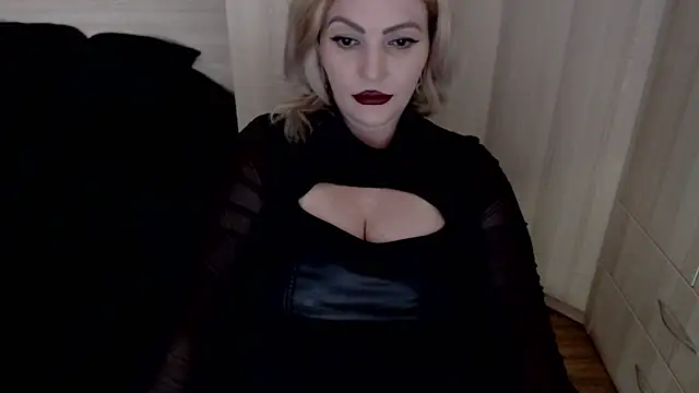 demisweet online show from May 3, 2026, 9:18 pm