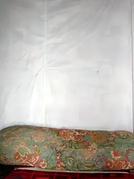 LushVamp online show from January 19, 2026, 2:21 pm