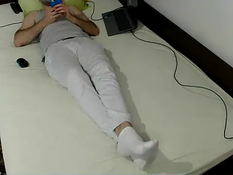 bul boy online show from April 19, 2026, 3:35 pm