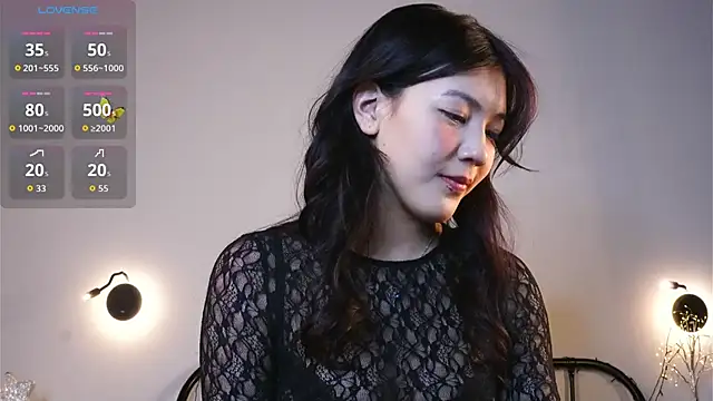 MoiraEger online show from February 25, 2026, 4:07 pm