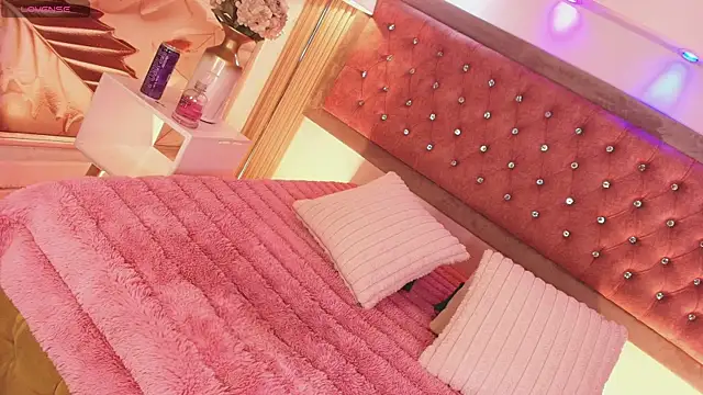 MylaDreams online show from July 20, 2026, 3:36 am