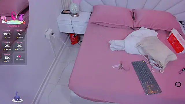 hinata dolly online show from January 16, 2026, 11:25 am