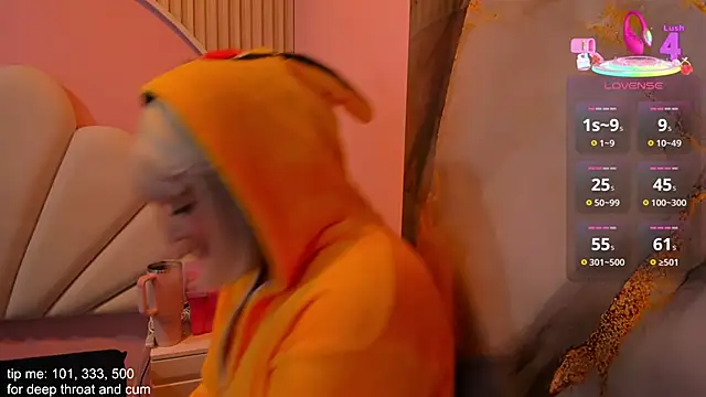 hinata dolly online show from November 25, 2025, 11:21 am