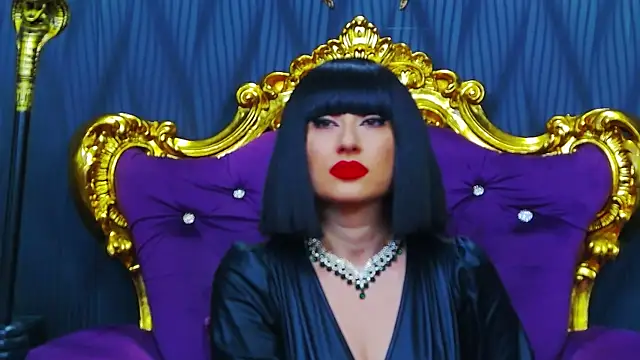 LaraMaeve online show from October 18, 2025, 5:09 am