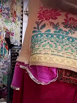 aunty sumy online show from January 14, 2026, 4:27 am