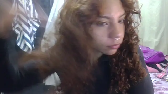 VioletV online show from May 27, 2026, 12:31 am