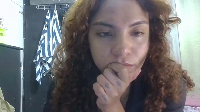 VioletV online show from June 26, 2026, 3:23 am