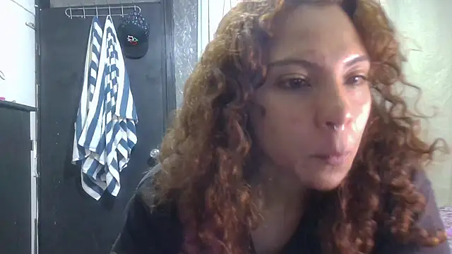 VioletV online show from May 23, 2026, 12:20 am
