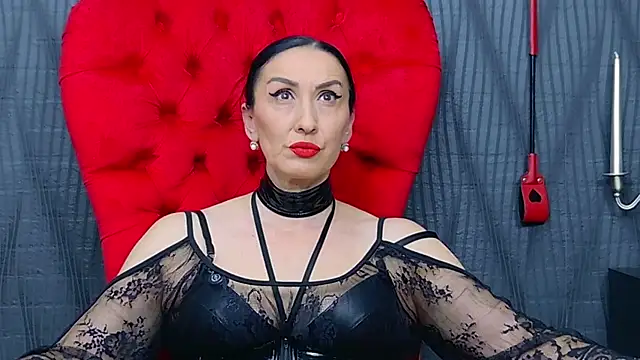 MistressDora online show from May 5, 2026, 6:05 am