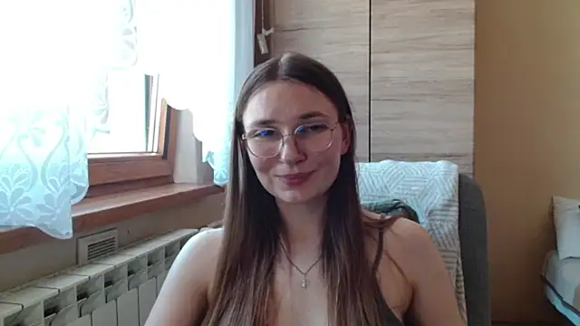 LooveELLYx online show from June 27, 2026, 12:22 pm