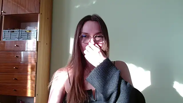 LooveELLYx online show from March 3, 2026, 2:46 pm