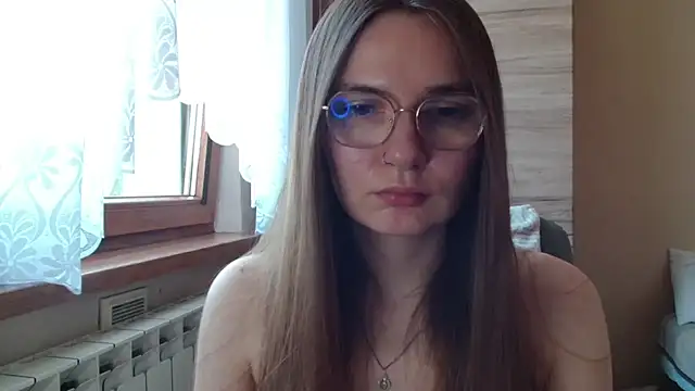 LooveELLYx online show from June 27, 2026, 6:30 am