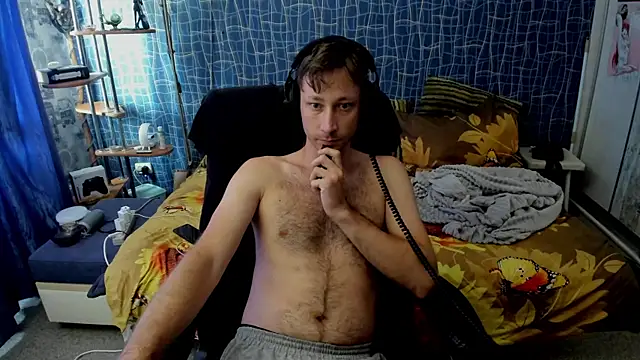 CuteBoy228 online show from July 18, 2026, 10:13 am