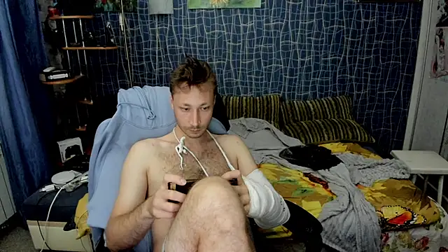 CuteBoy228 online show from June 4, 2026, 9:19 pm