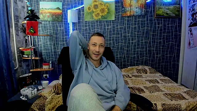 CuteBoy228 online show from January 10, 2026, 10:43 am