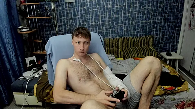 CuteBoy228 online show from June 7, 2026, 6:57 pm